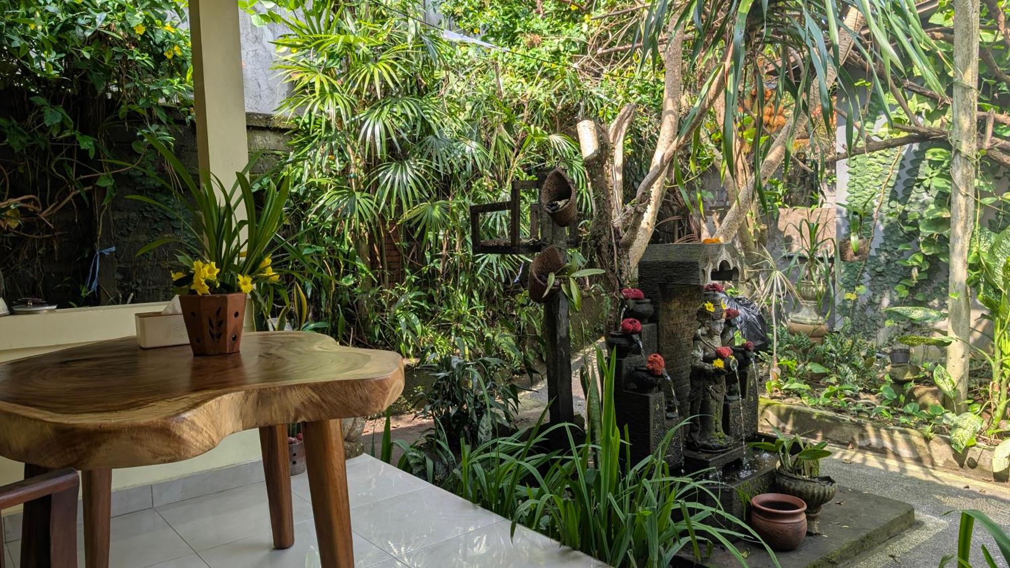 Krisda Ubud Guest House Exterior foto